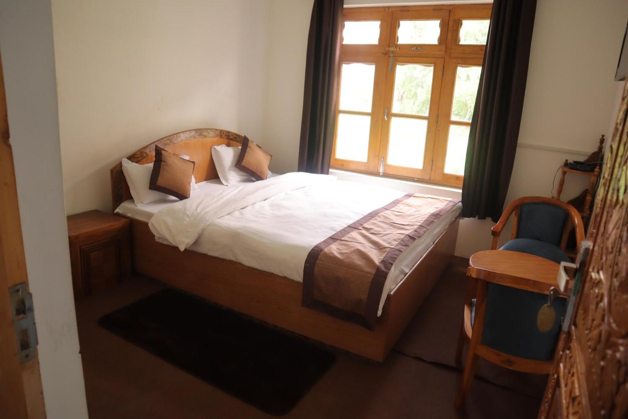 Hotel Duktuk Turtok ภายนอก รูปภาพ