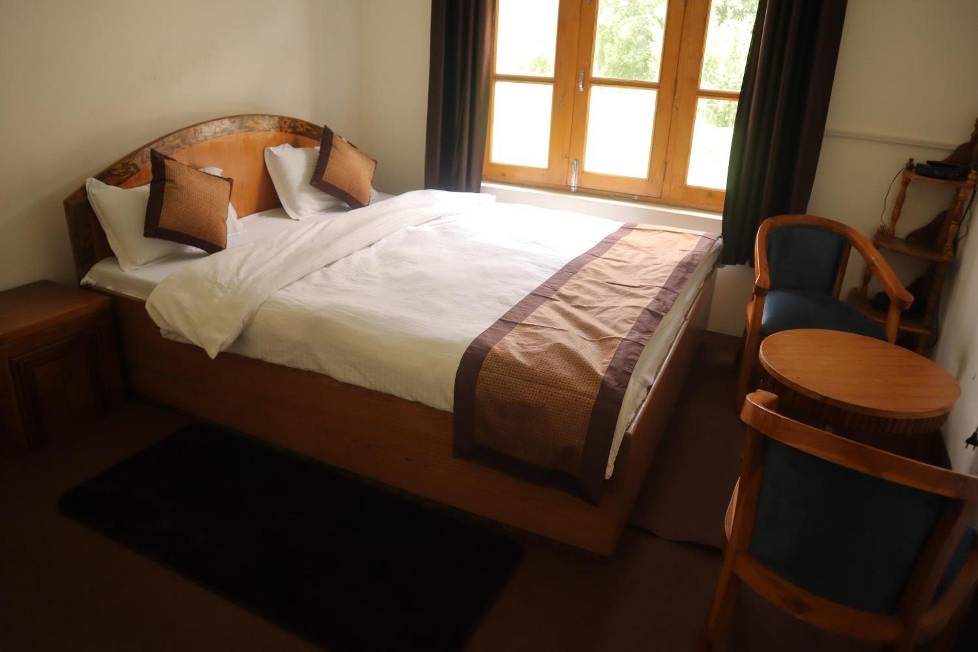 Hotel Duktuk Turtok ภายนอก รูปภาพ